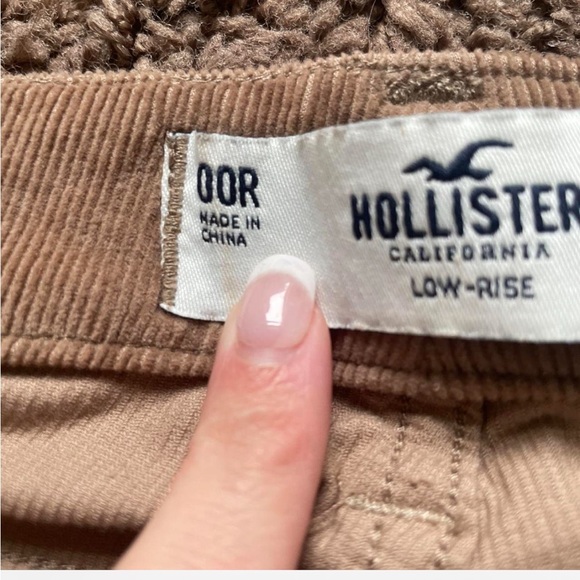 Flare corduroy jeans. Hollister - Picture 4 of 7